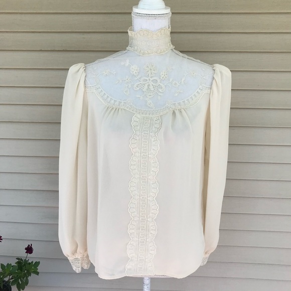 Sue Wong Tops - Vintage Glances by Sue Wong Cream Lace Blouse Size 7/8